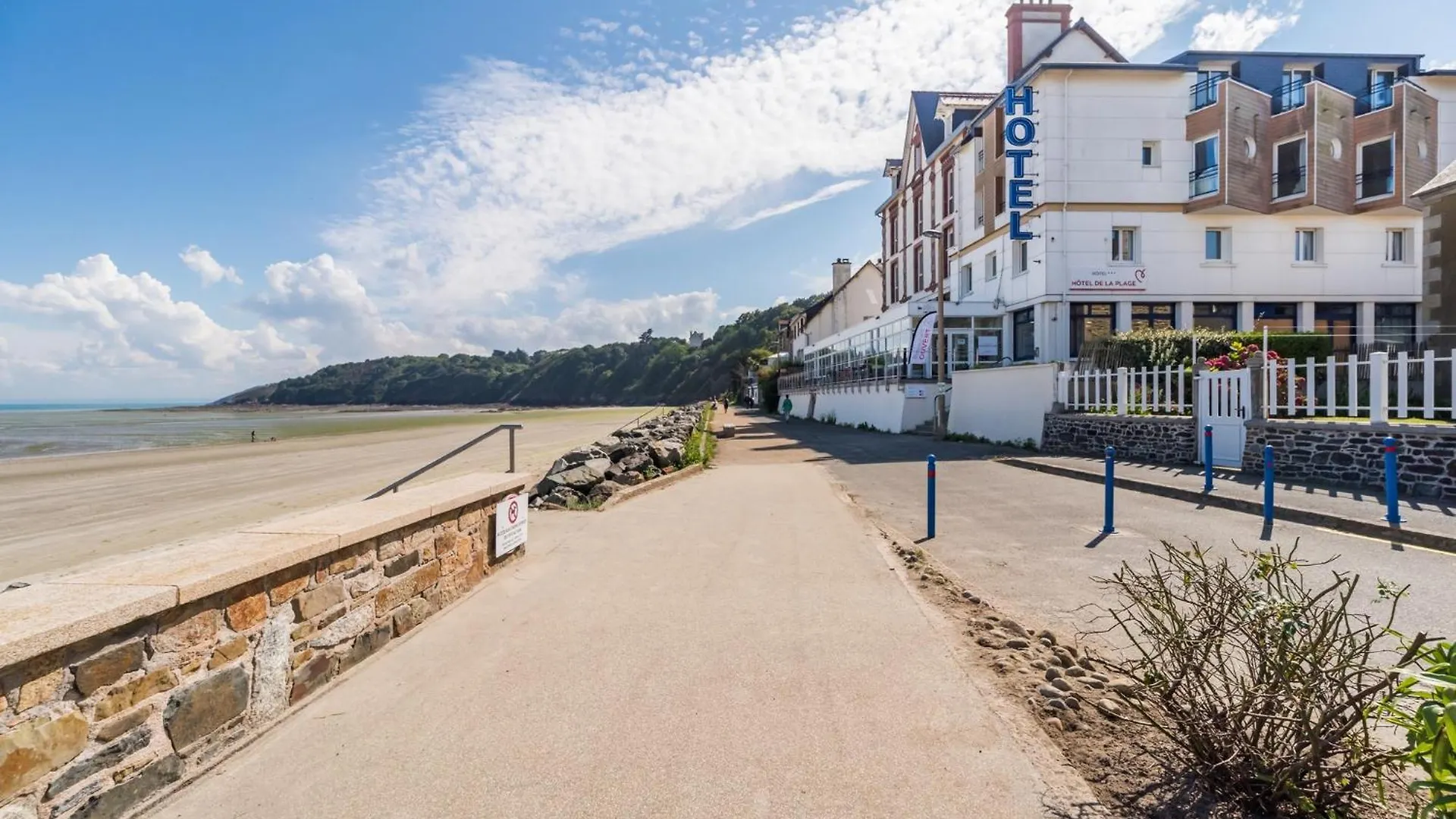 Hotel Mileade De La Plage - Binic 3*,