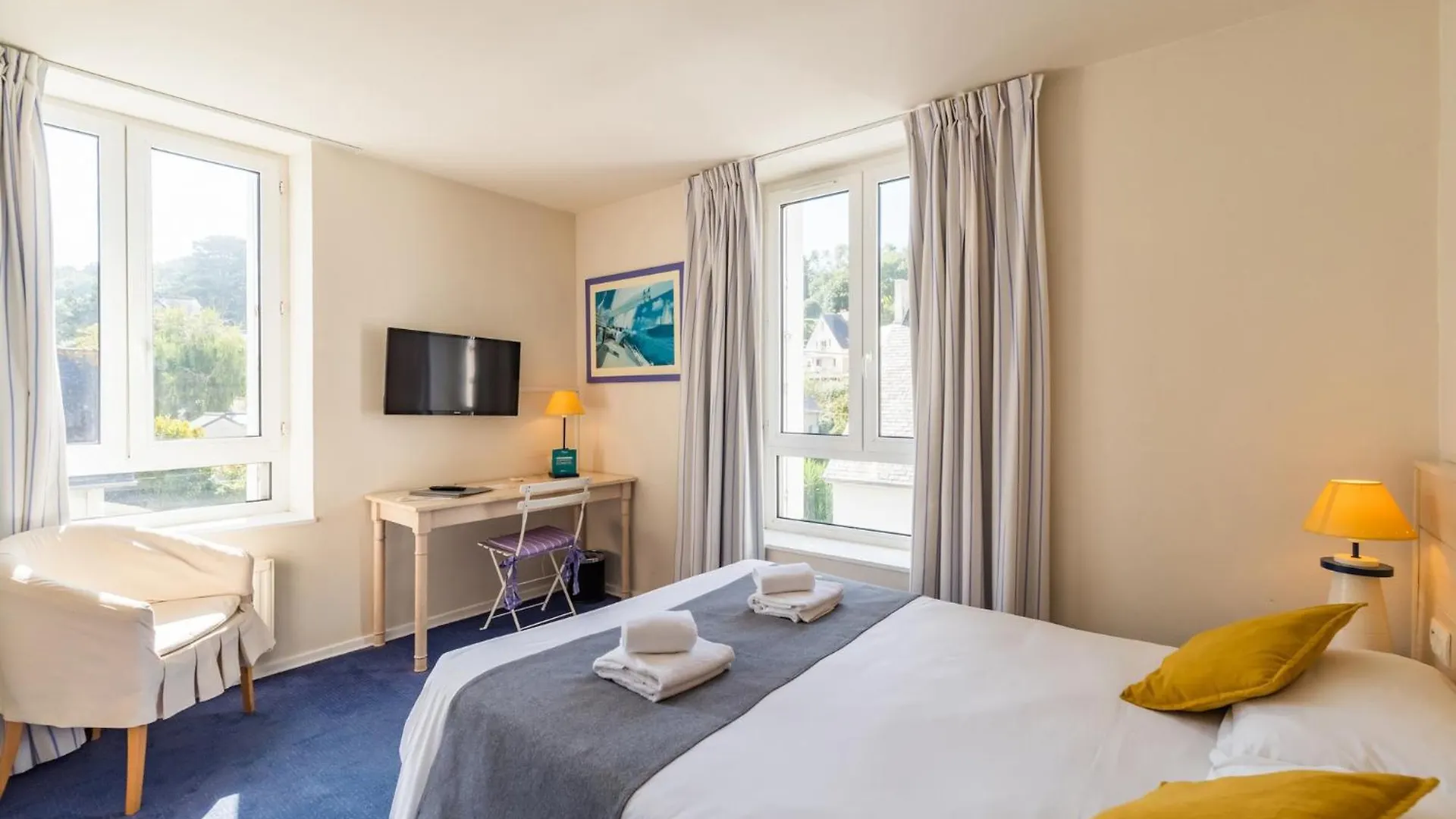 ***  Hotel Mileade De La Plage - Binic France